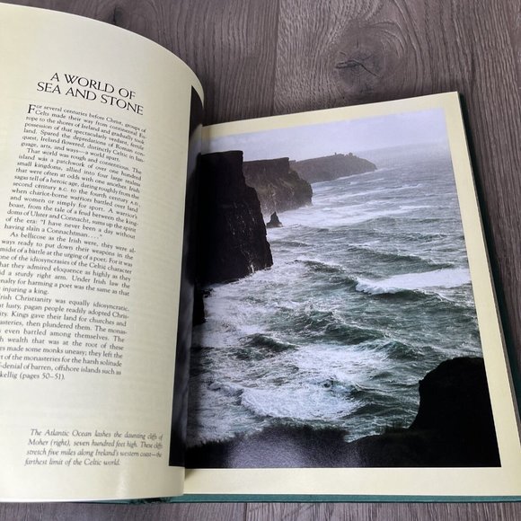 Barbarian Kings - Treasures of the World -  Stonehenge Press  1982 with foldouts - Picture 14 of 14